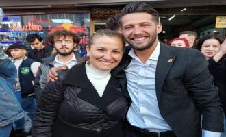 CHP GENÇLİK KOLLARI BAŞKANI ALP AVŞAR KAZA GEÇİRDİ!!!